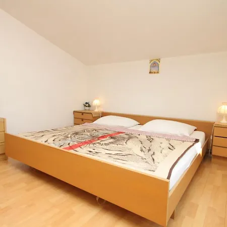 Novigrad 7037b * Bužinija