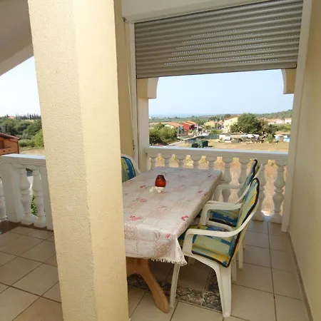 Novigrad 7037b * Bužinija